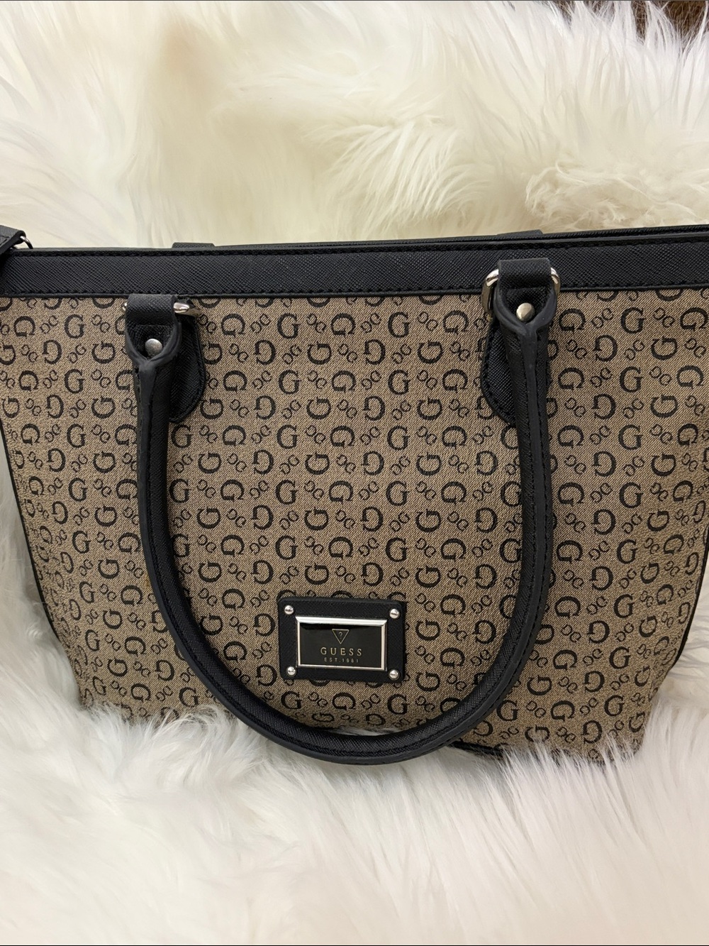 Guess bag